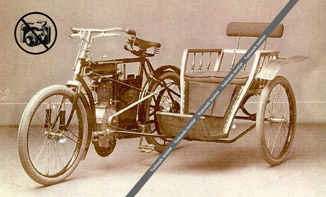 Laurin Klement se sidecarem z roku 1903