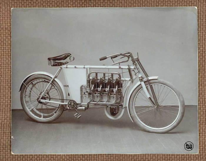 Laurin Klement vierzylinder 1904